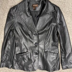 Danier Black Leather Women's blazer size small
